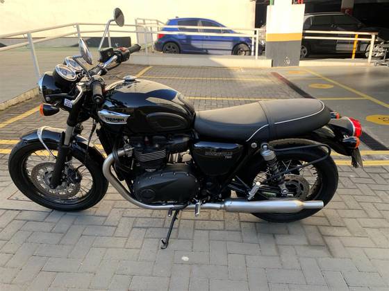 TRIUMPH BONNEVILLE T100 900 TRIUMPH BONNEVILLE T100 900